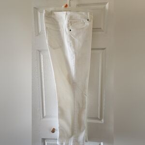 Chico's White Jeans Platinum Regular Cotton Sz 2.5 /14 Short Pants